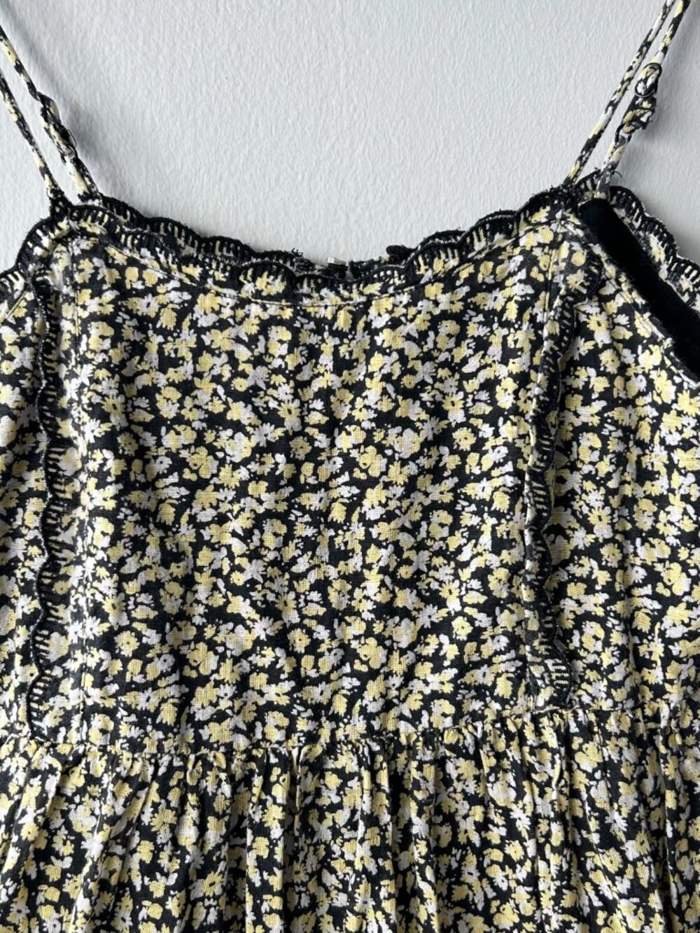 Urban Outfitters Hanna Floral Tiered Babydoll Mini Dress Yellow Black S - Picture 2 of 8